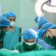 Phát hiện 2 bé gái 10 tuổi có hai tử cung, 1 quả thận