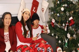 Người mẫu Ngọc Quyên đón Giáng sinh bên người thân ở Mỹ