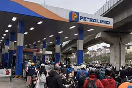 Giá xăng dầu ngày 14/3 giữ nguyên theo giá bán ngày 13/3