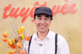 MC Quyền Linh livestream bác tin 'bị bắt'
