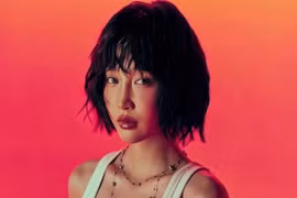 Từ vụ Juky San tắm tại Giếng Tiên, tự do cá nhân đến đâu là đủ?