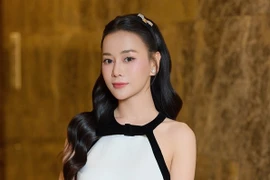 Vì sao bài đăng mới của diễn viên Phương Oanh thu hút sự chú ý?