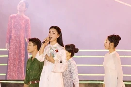 Hòa Minzy chia sẻ về ca khúc “Nỗi đau giữa hòa bình”