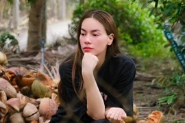 Hồ Ngọc Hà cùng bạn bè ủng hộ trăm triệu đồng từ thiện