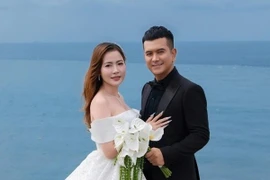 “Bé An” Hùng Thuận khoe ảnh cưới, tiết lộ được mẹ mai mối