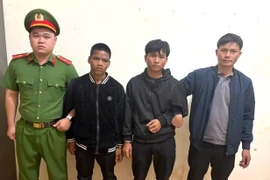 Bắt giữ 2 đối tượng cướp nhiều tiền của người phụ nữ mua điều