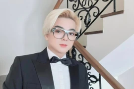 Biết gì về ca sĩ Vũ Hà trước cáo buộc đánh bạc?