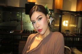 Siêu mẫu Minh Tú thẳng thắn chia sẻ chuyện nợ ngân hàng 500 triệu đồng