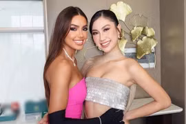 Hoa hậu Phương Linh gợi cảm, đọ sắc mỹ nhân Brazil ở Miss Cosmo 2025