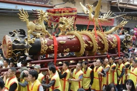 Tưng bừng lễ hội rước pháo Đồng Kỵ Tết Bính Ngọ