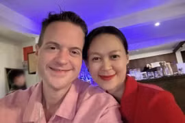 Khoảnh khắc hạnh phúc của siêu mẫu Ngọc Nga bên chồng Tây 