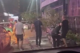 Nhóm người hành hung 3 phụ nữ ở Bãi Cháy có thể bị xử lý ra sao?