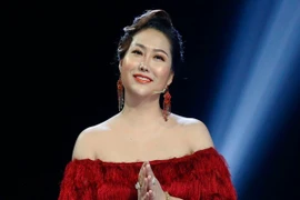 Đường tình của “nữ hoàng dao kéo” Phi Thanh Vân