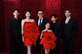 4 người con của Hoa hậu Hà Kiều Anh có cuộc sống ra sao?