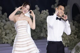 Đỗ Thị Hà và Viết Vương tổ chức đám cưới ấm cúng tại Hà Nội