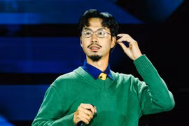 Rapper Đen nói gì về dự án Nuôi Em?