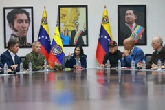 Tổng thống lâm thời Venezuela tổ chức cuộc họp nội các đầu tiên