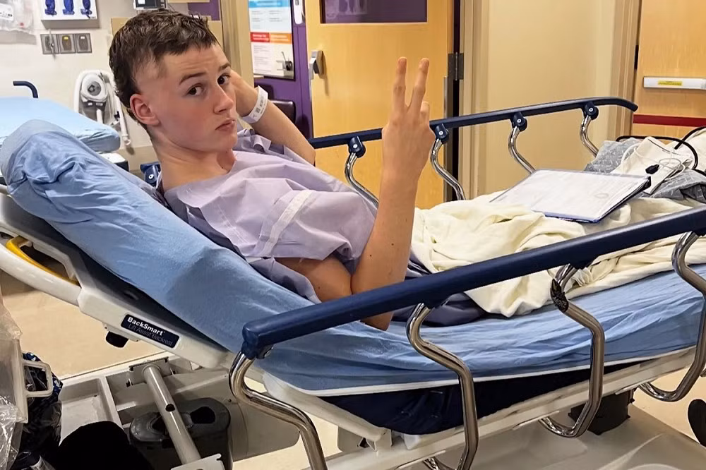 Bà bắt đầu chơi game khi cháu trai Jack Self mắc ung thư sarcoma hiếm gặp.