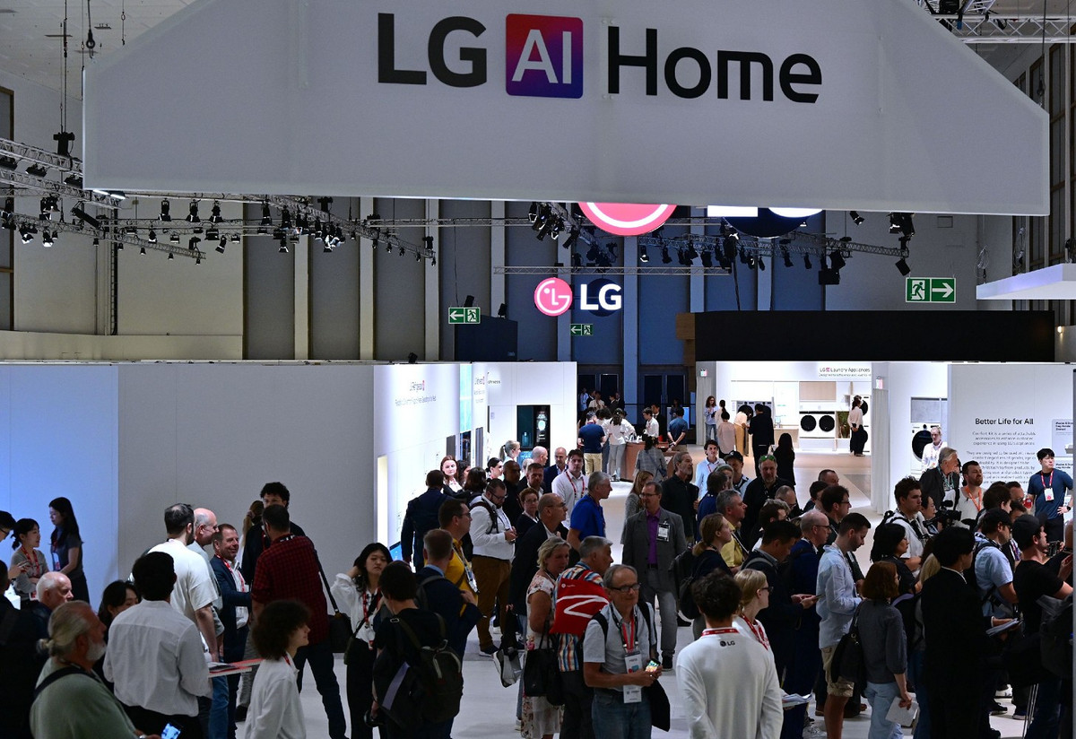 Hệ sinh thái LG ThinQ AI hỗ trợ gợi ý thực đơn, điều chỉnh ánh sáng, nhiệt độ và âm nhạc theo sở thích cá nhân.