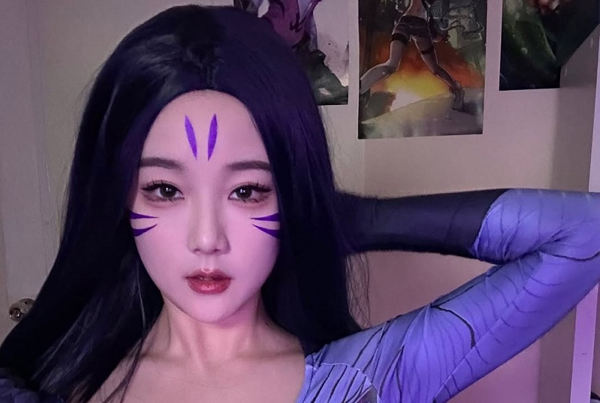 Cô hiện tiếp tục co-stream trên Twitch và hứa hẹn còn nhiều lần "gây bão" với những hình ảnh gợi cảm trong tương lai.