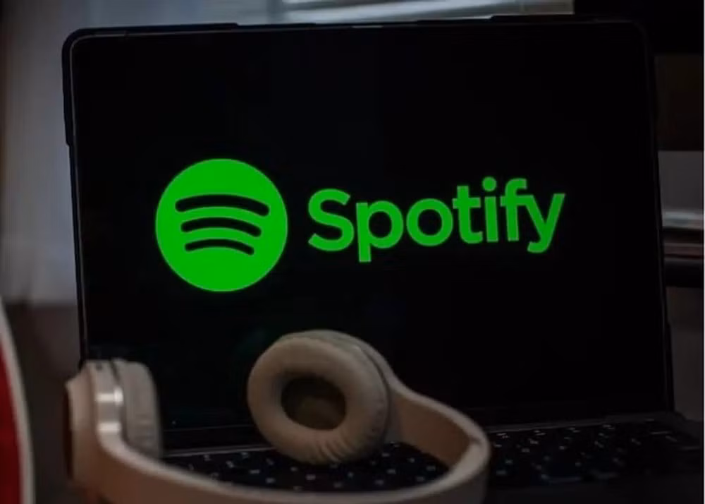 Phần lớn các ca khúc được lưu ở định dạng OGG Vorbis 160kbps, trong khi những bài không có lượt nghe bị nén xuống 75kbps.