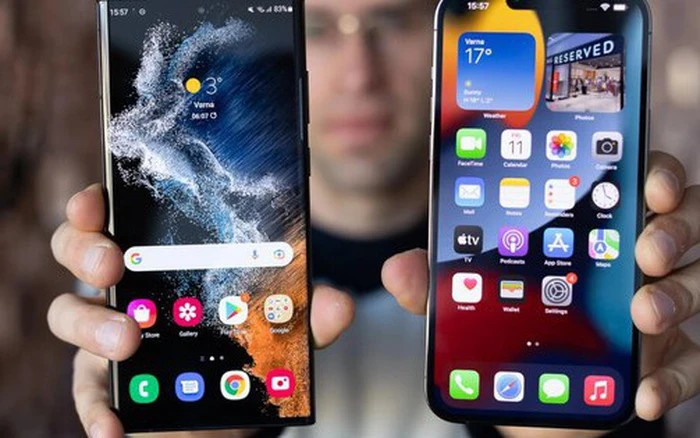 Phần mềm cũng là yếu tố sống còn, bởi chip mạnh không thể cứu trải nghiệm giao diện rối rắm và ứng dụng rác cài sẵn.