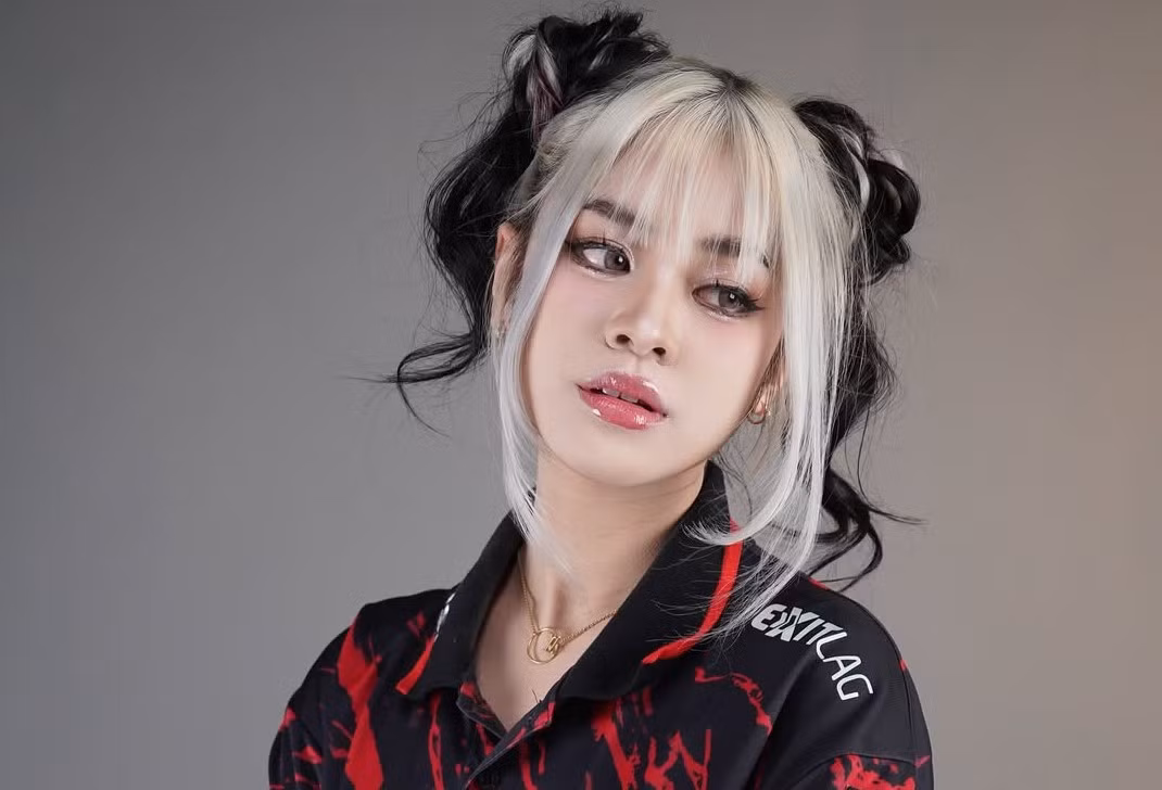 Không chỉ là tuyển thủ, Gmak còn được biết đến như một hot girl Liên Quân với ngoại hình nổi bật và mối quan hệ từng gây chú ý với Nailiu.