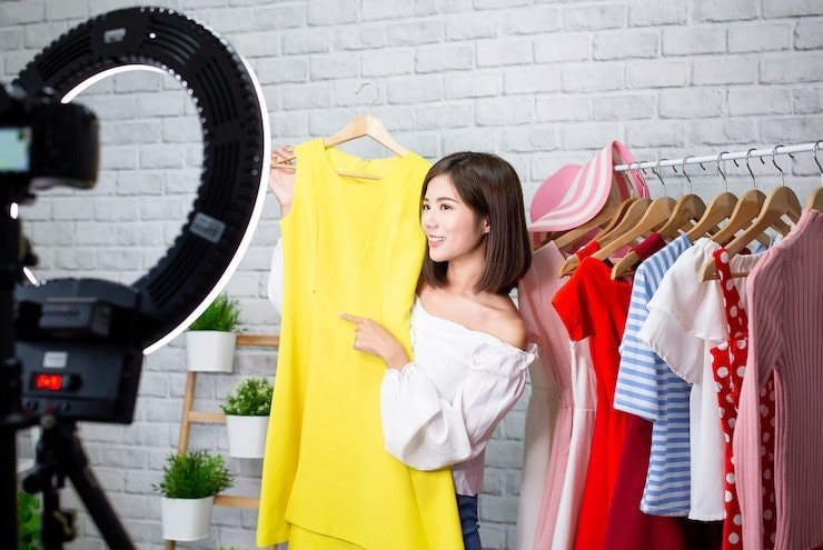 AI Streamer có thể ghi nhớ tới 13.000 sản phẩm, phản hồi dưới 3 giây, điều mà con người khó đạt được trong nhiều giờ liên tục.