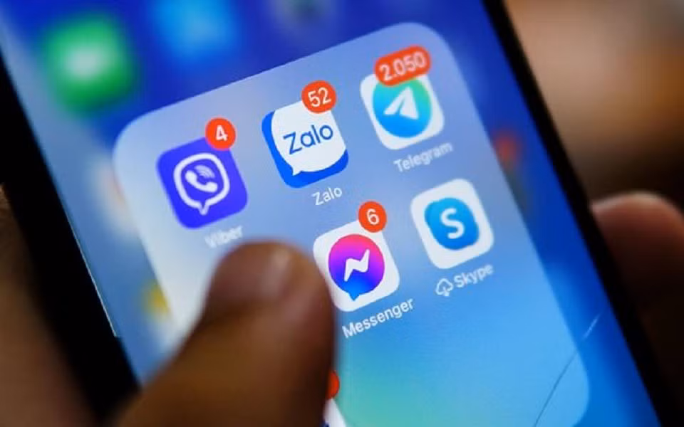 Cookie phiên đăng nhập của trình duyệt có thể khiến tài khoản tự động đăng nhập lại.