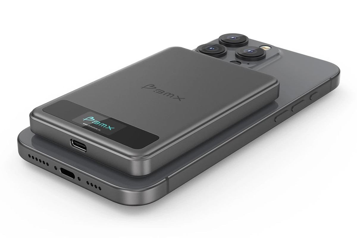 Thiết kế bằng nhôm sang trọng, hỗ trợ sạc không dây MagSafe và hiển thị LCD hiện đại.