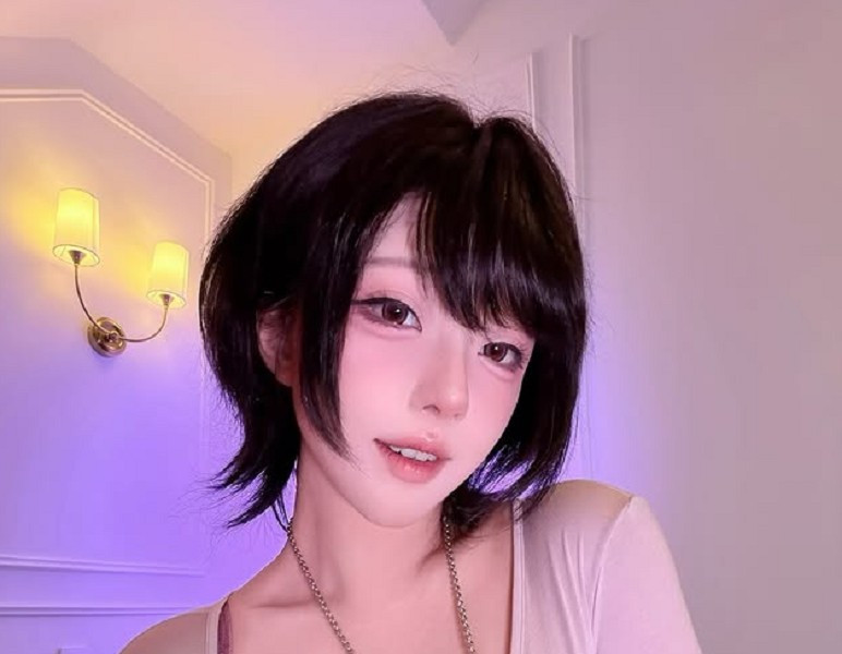 Nhờ phong cách táo bạo nhưng chuyên nghiệp, Takomayuyi tiếp tục khẳng định vị thế là coser gợi cảm và sáng tạo hàng đầu châu Á.