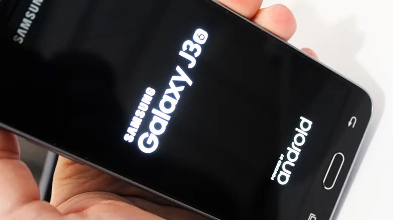 Việc không tắt nguồn định kỳ có thể dẫn đến tình trạng rò rỉ bộ nhớ khi các ứng dụng không giải phóng hoàn toàn RAM sau khi sử dụng.