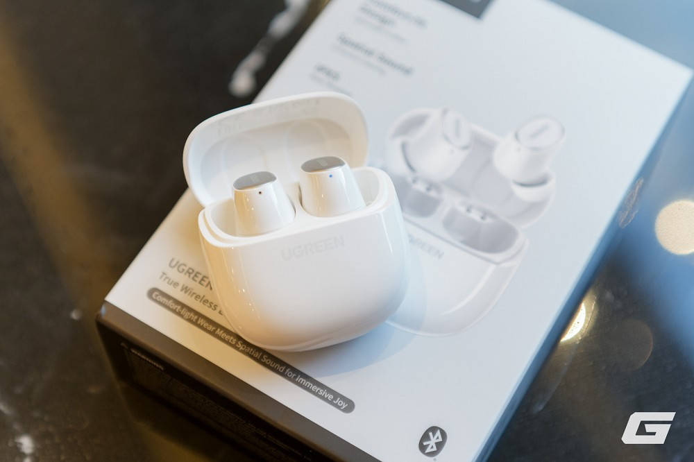 Ugreen Dots WS220 nổi lên như lựa chọn mới trong phân khúc tai nghe True Wireless giá rẻ.(Ảnh: Genk)