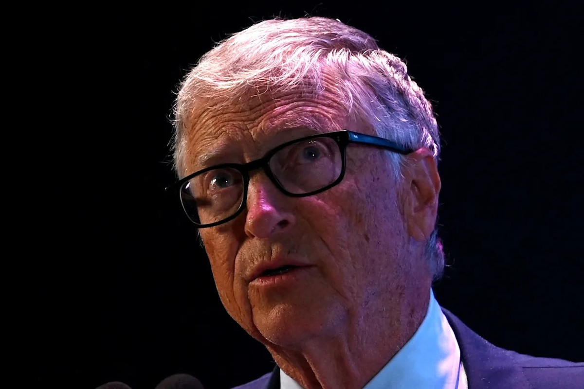 Theo Bill Gates, bản chất của lập trình nằm ở tư duy sáng tạo, khả năng giải quyết vấn đề phức tạp và phán đoán tinh tế khi gỡ lỗi.