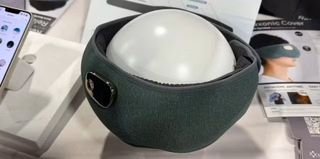 5. Mentagraph Relaxonic Cover là thiết bị chăm sóc sức khỏe, làm ấm vùng mắt và phát âm thanh thư giãn. Công nghệ này giúp người dùng cân bằng tinh thần nhanh chóng trong những giờ nghỉ ngắn.