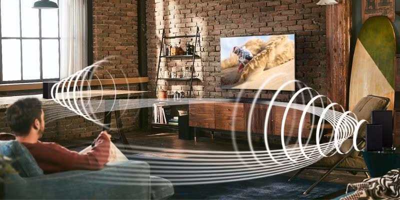 So với loa TV mặc định, cả ba mẫu đều mang lại khác biệt rõ ràng về độ rõ và độ đầy của âm thanh.