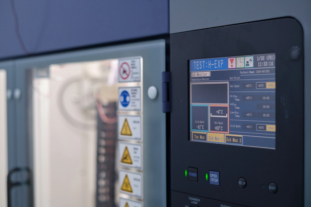 Độ bền phần cứng, hỗ trợ phần mềm dài hạn và khả năng sửa chữa được xem là ba trụ cột chiến lược giúp kéo dài tuổi thọ iPhone.