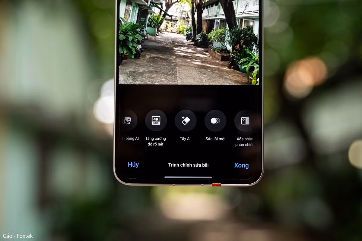 Dù chưa có bản quốc tế, OPPO Find X8 Ultra vẫn được đánh giá là “quái vật” Android khiến Apple và Samsung phải dè chừng. (Ảnh: Cáo - Foxtek) xemptyzxemptyz