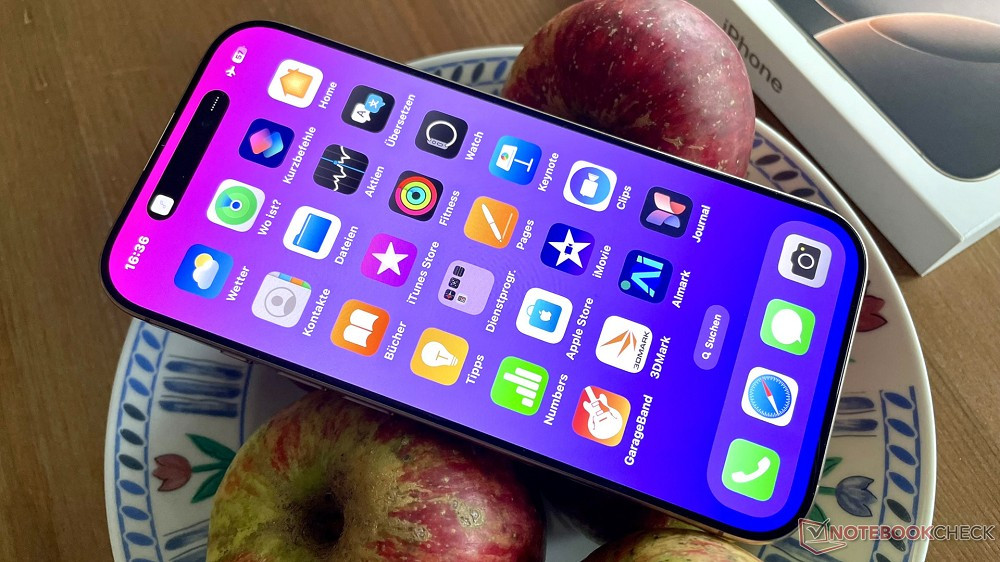 Điều này chứng minh dung lượng pin lớn không đồng nghĩa với thời lượng sử dụng tốt hơn.