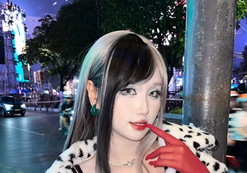 Thay vì theo trào lưu Phú bà, cô chọn hướng đi ngược dòng đầy táo bạo và sáng tạo.