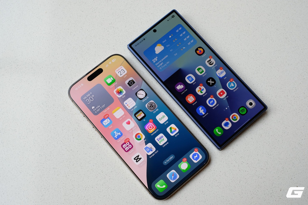 Máy hỗ trợ đa nhiệm vượt trội nhờ khả năng chia đôi màn hình và mở nhiều cửa sổ song song.(Ảnh: Genk)