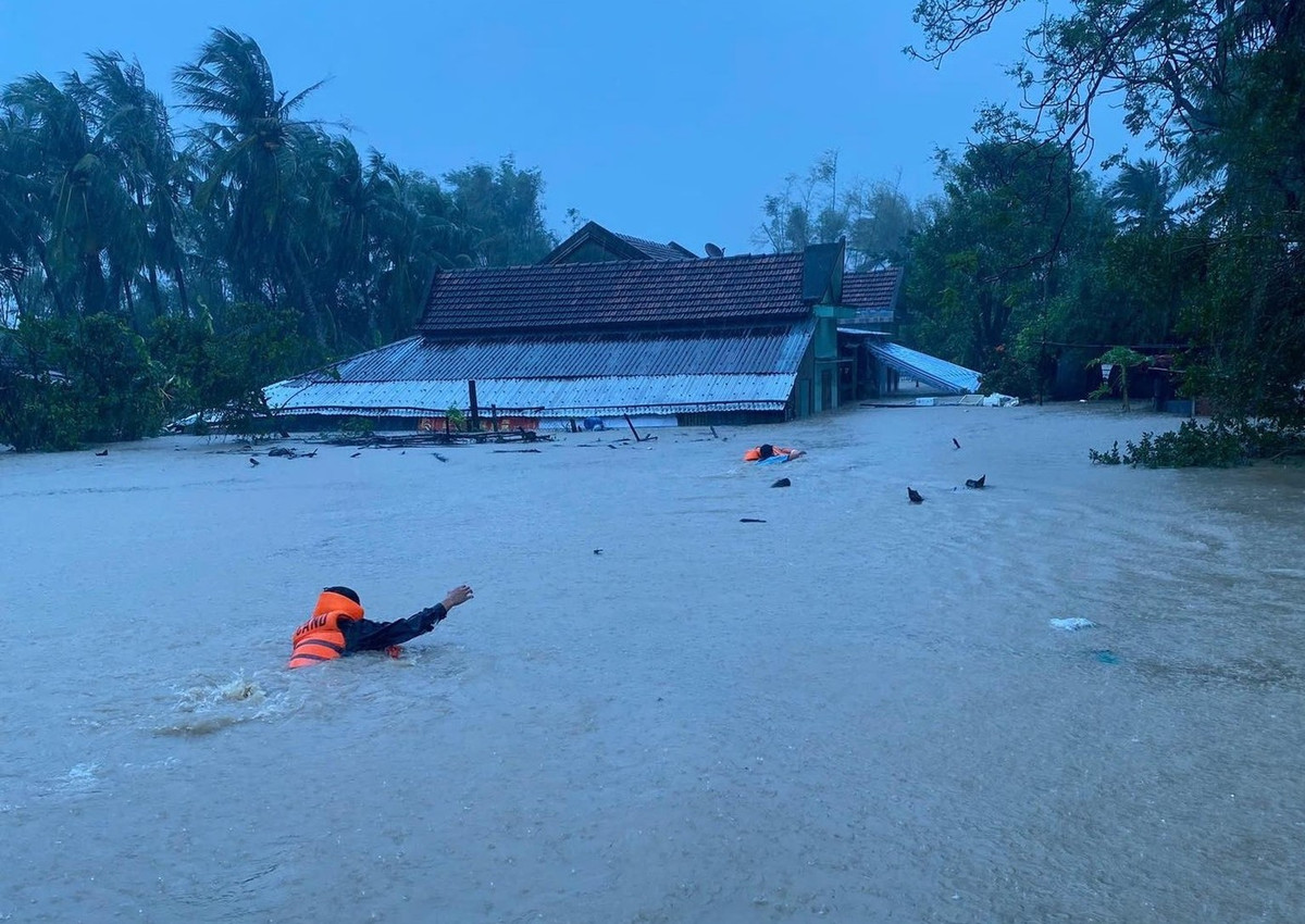 Ngập lụt còn kéo dài ở Bình Định cũ, Phú Yên cũ và Khánh Hoà.