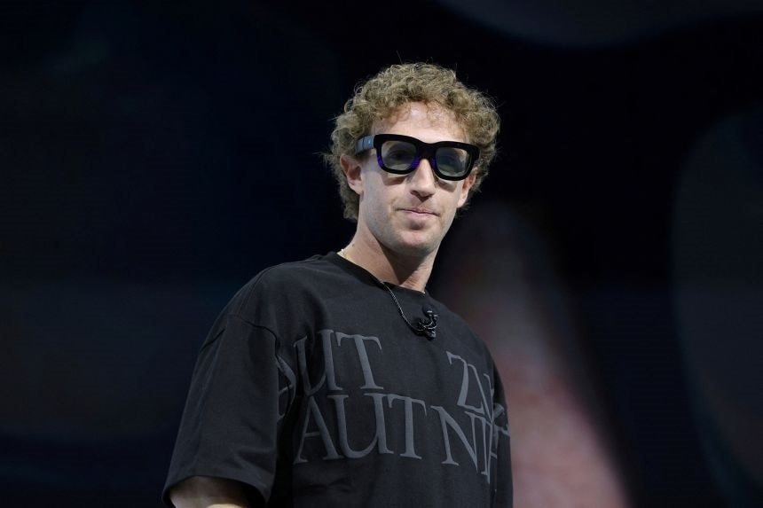 Thế nhưng các màn demo trực tiếp nhanh chóng gặp trục trặc, từ AI nấu ăn trả lời sai cho đến cuộc gọi video không thể kết nối.