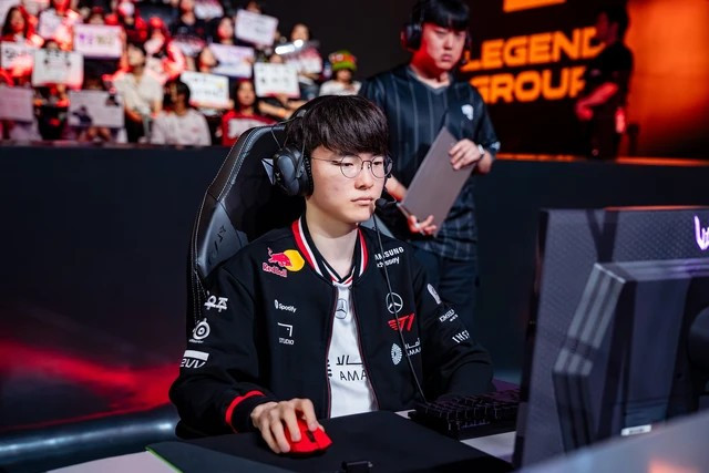 Đây là lần đầu tiên trong lịch sử giải đấu có một tuyển thủ chạm tới con số này.