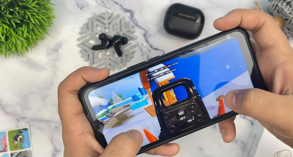 Q3 Pro sử dụng driver động 13mm kết hợp màng loa PEI và PU composite, mang lại âm thanh chi tiết, bass dày và dễ nghe với nhiều thể loại nhạc.