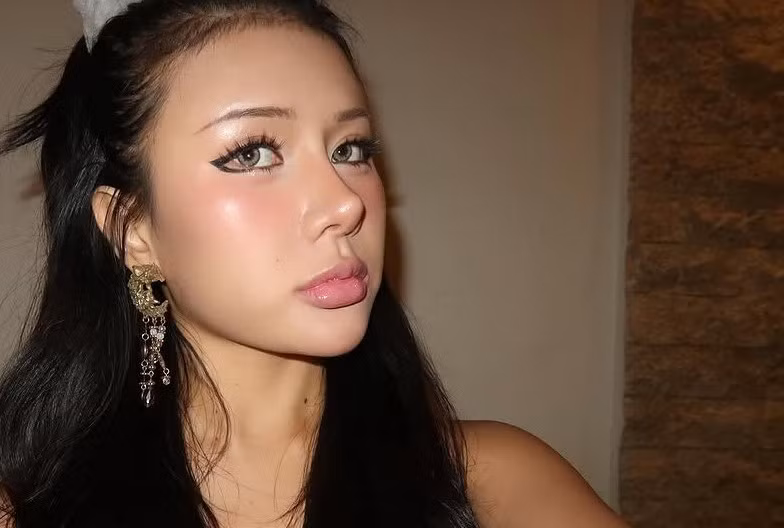 Bộ ảnh chỉ mới được hé lộ một phần nhưng đã giúp Xuân Ca dẫn đầu xu hướng hóa trang năm nay.