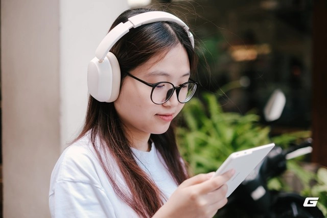 Tai nghe over-ear tích hợp chống ồn chủ động, xuyên âm, âm thanh 3D và độ trễ thấp cho game thủ.(Ảnh: Người đưa tin)