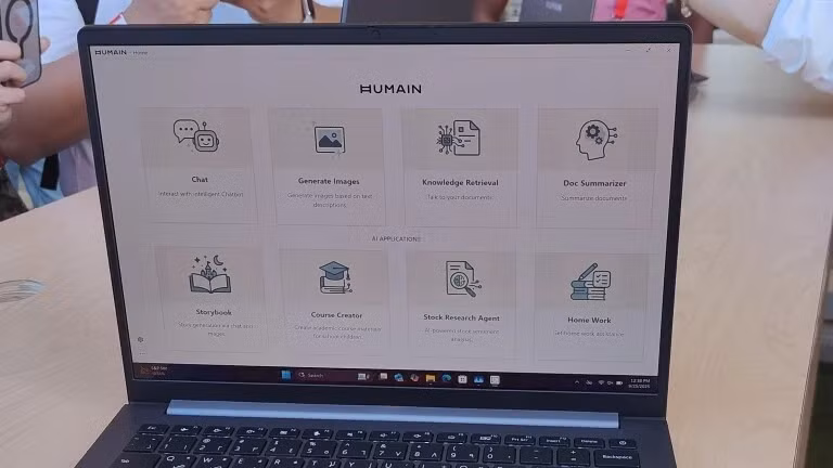 CEO Humain cho biết sản phẩm sẽ có giá thấp hơn 40% so với các đối thủ, dự kiến ra mắt chính thức ngày 27/10. (Ảnh: John Burek)