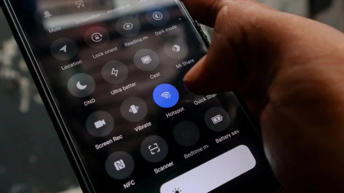 Nhiều người thường bỏ quên điện thoại cũ, nhưng thực tế nó có thể trở thành bộ phát Wi-Fi hữu ích.