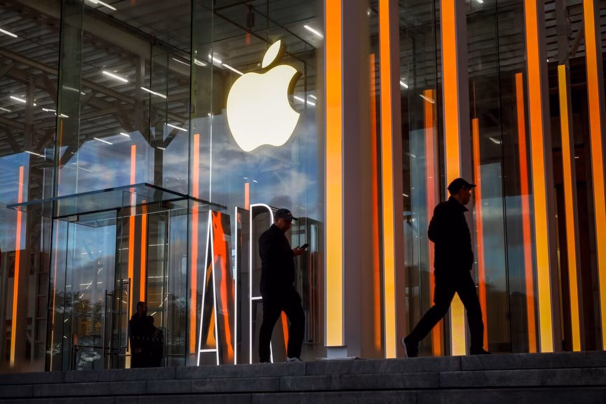 Một số nhân viên kỳ cựu 20-30 năm cũng nằm trong diện bị ảnh hưởng, gây bất ngờ lớn.